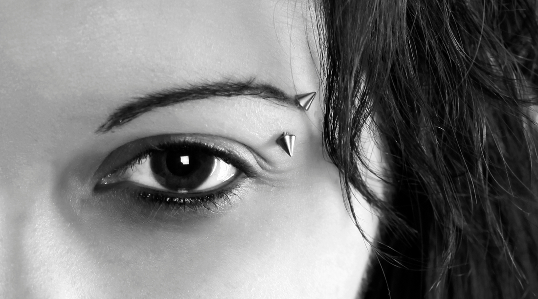 Titanium Threadless Ends: The Hypoallergenic Jewelry Every Piercing Lover Needs