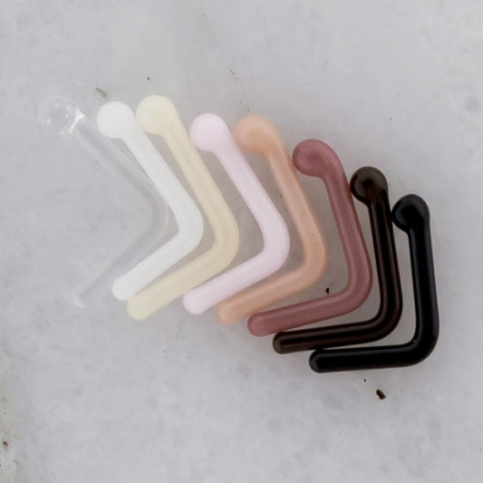 Borosilicate Glass Hide it nose screws. - Pierced Addiction