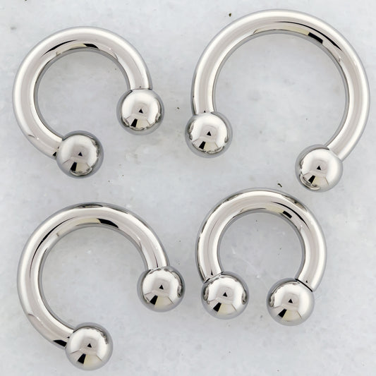 8G Steel Horseshoe - Internally Threaded - Pierced Addiction