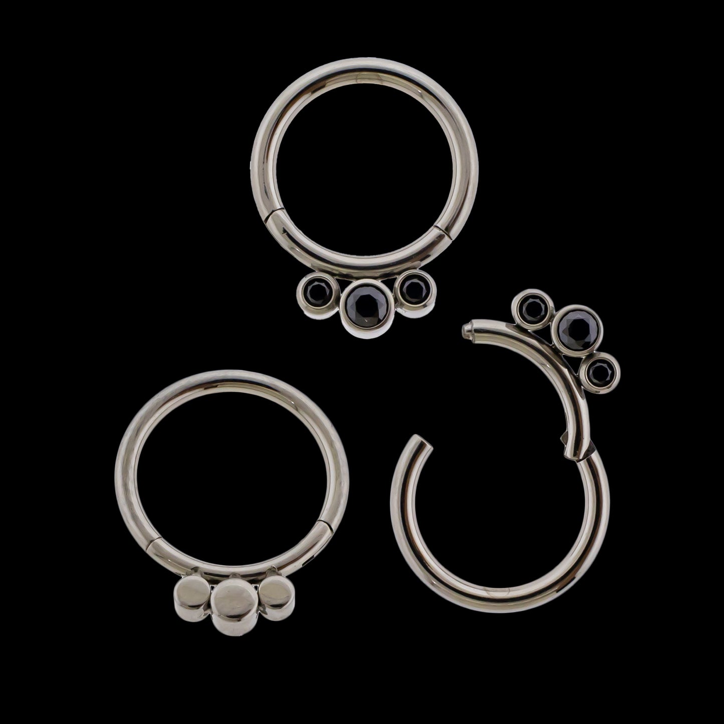 Lucienne - 16G Three Gem Titanium Hinged Ring- Black