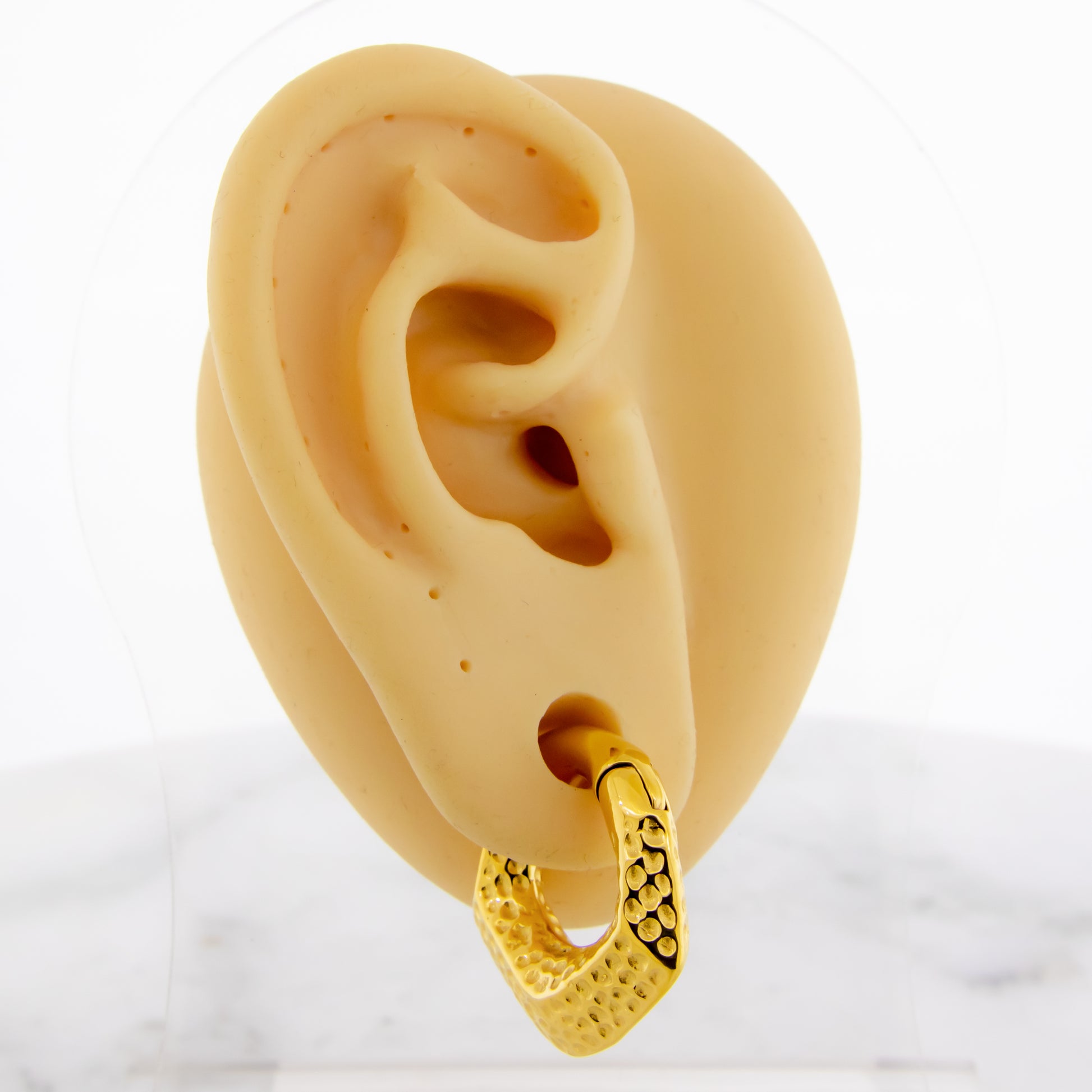 6G Steel Cast V-Shaped Hammered Texture Ear Weight Clicker