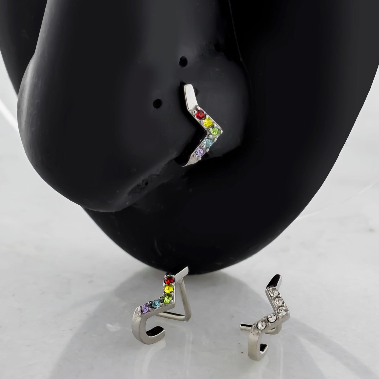 18G Nose Curve w/ Gems