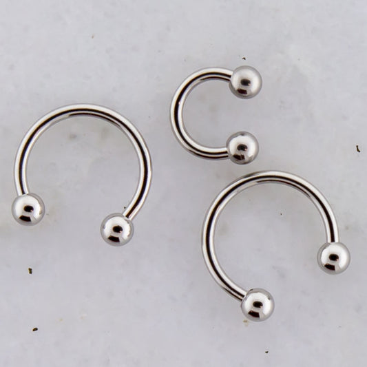 Steel Externally Threaded 18G Horseshoe - Pierced Addiction