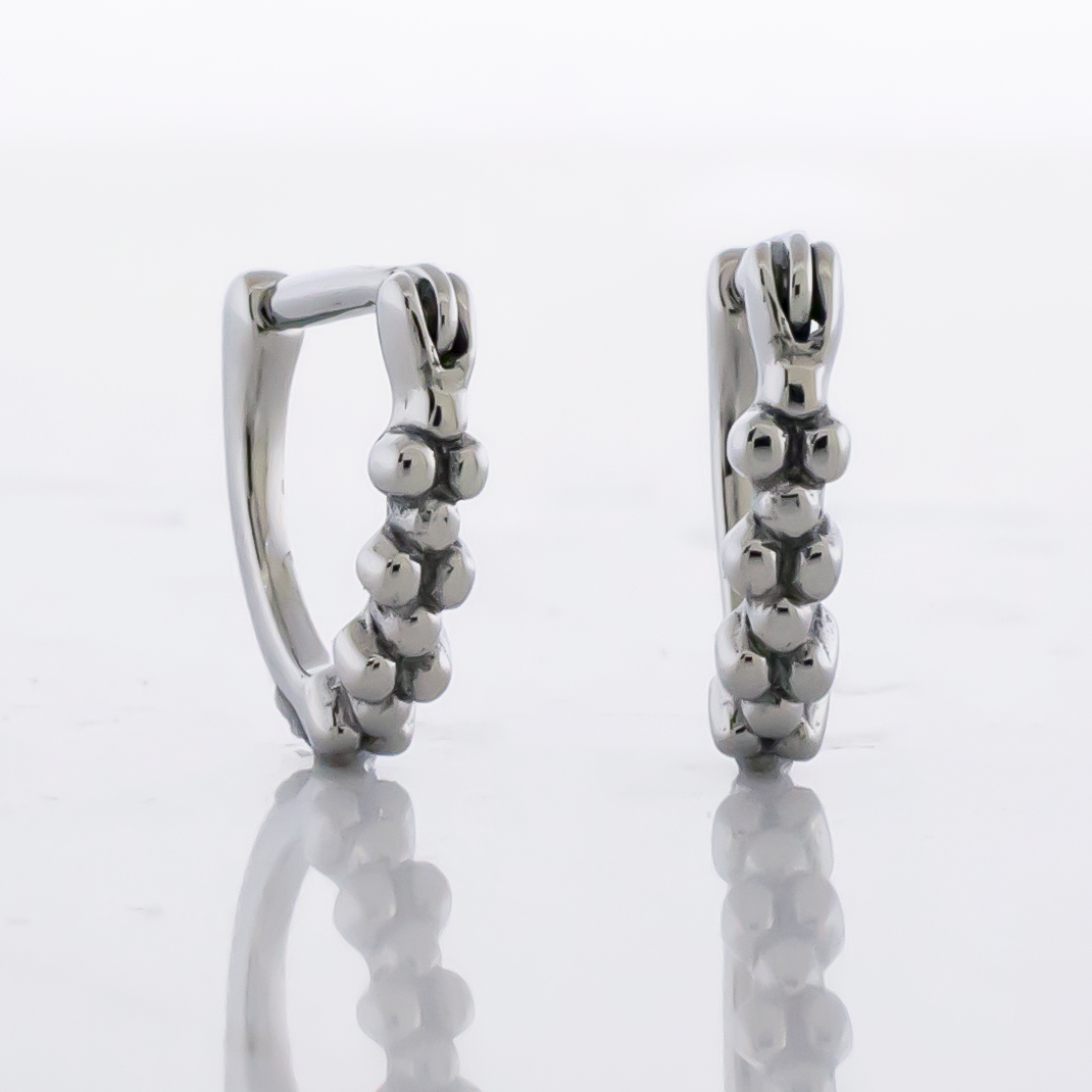 16G 1/4" - Beaded Ear Clicker