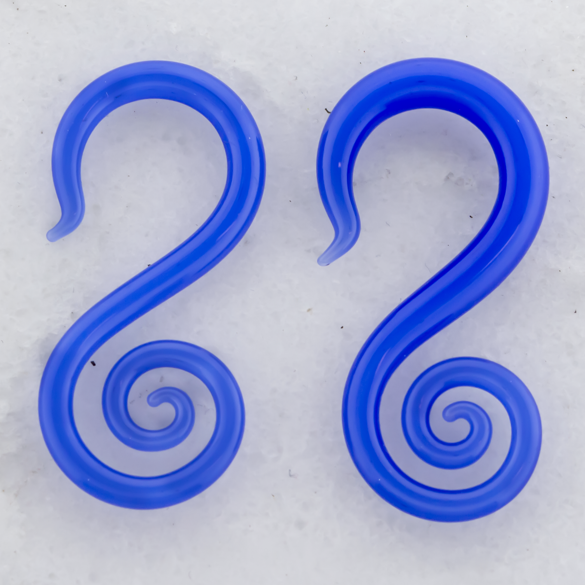 Electric Blue Borosilicate Glass Seahorse Ear Hangers – 8G-2G - Pierced Addiction