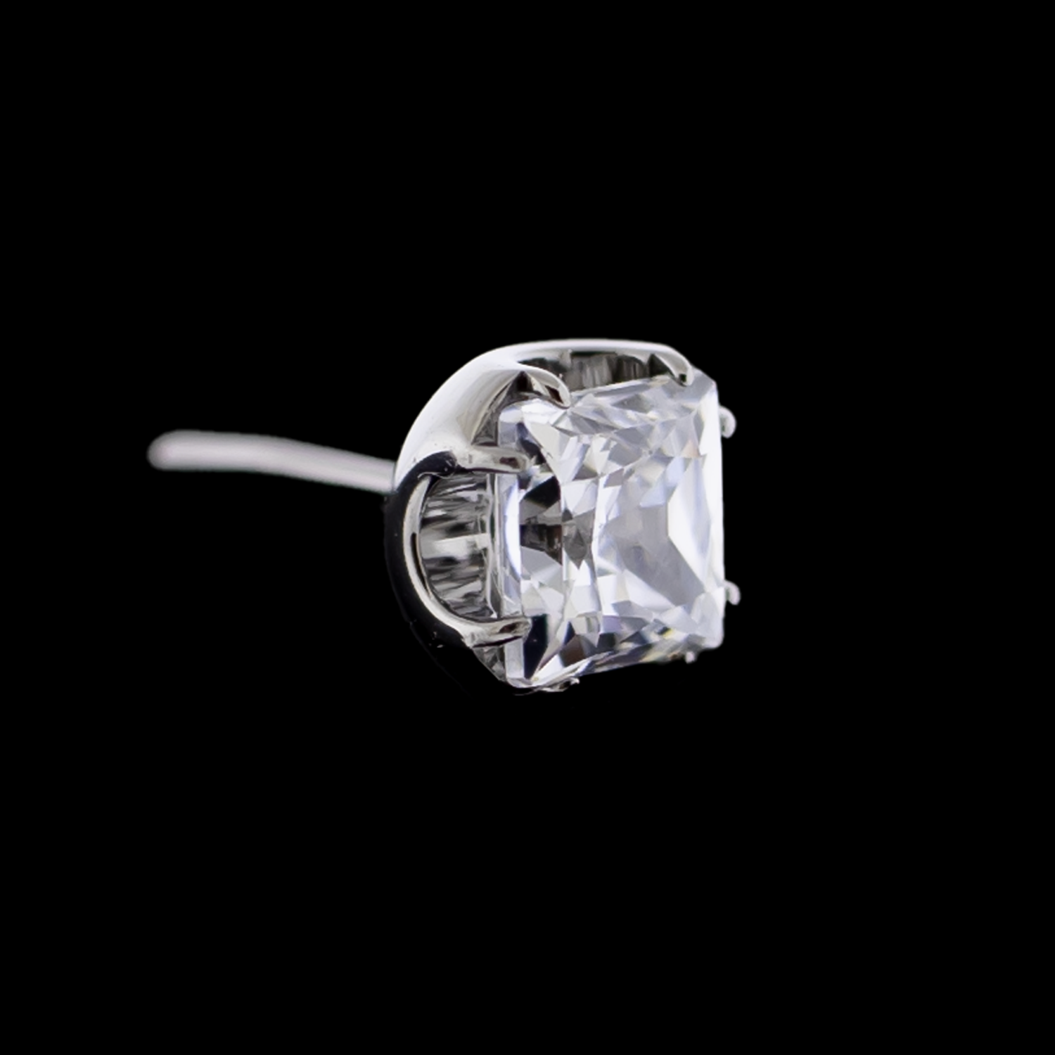 Axel - Square Prong Set Low Profile End - Khrysos Jewelry
