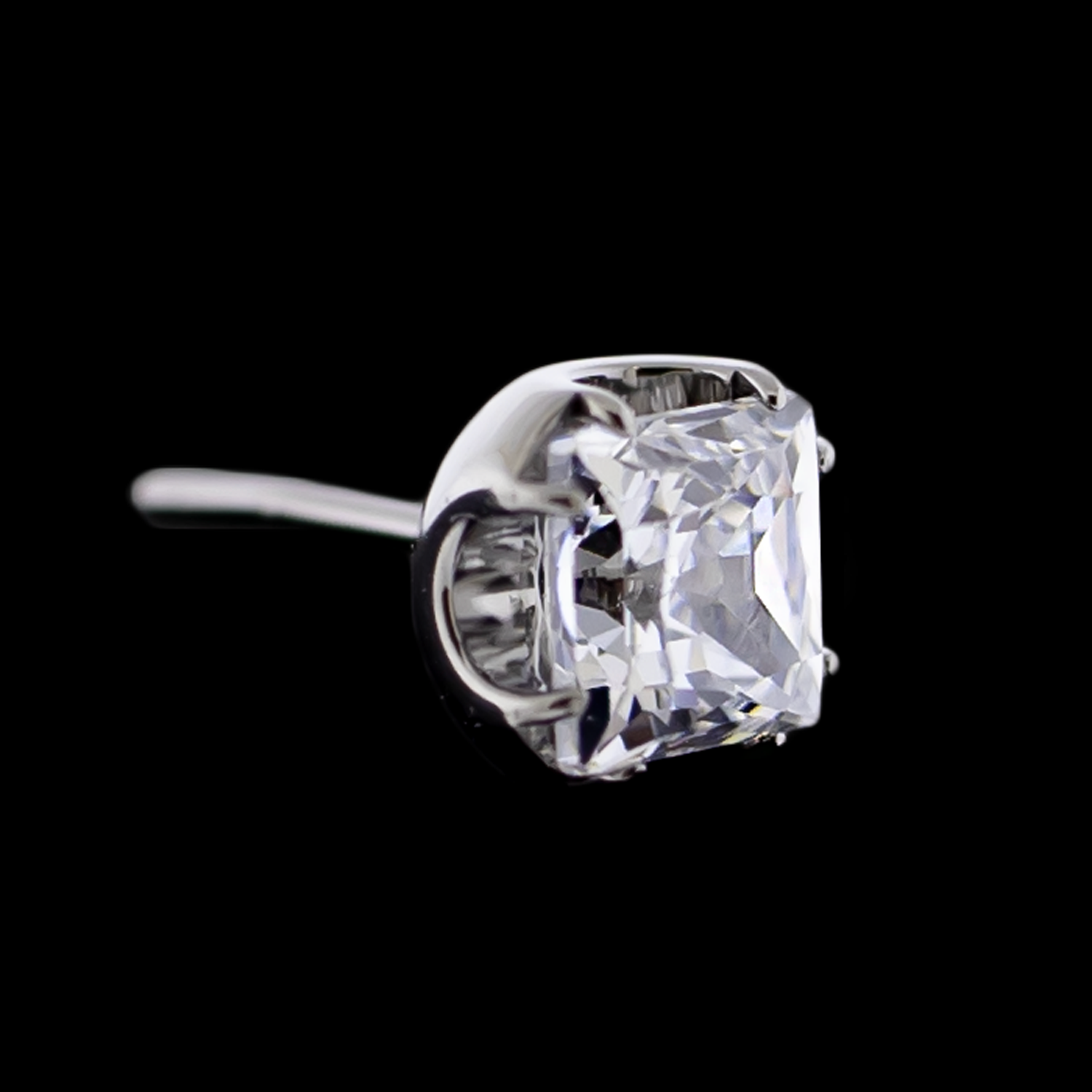 Axel - Square Prong Set Low Profile End - Khrysos Jewelry