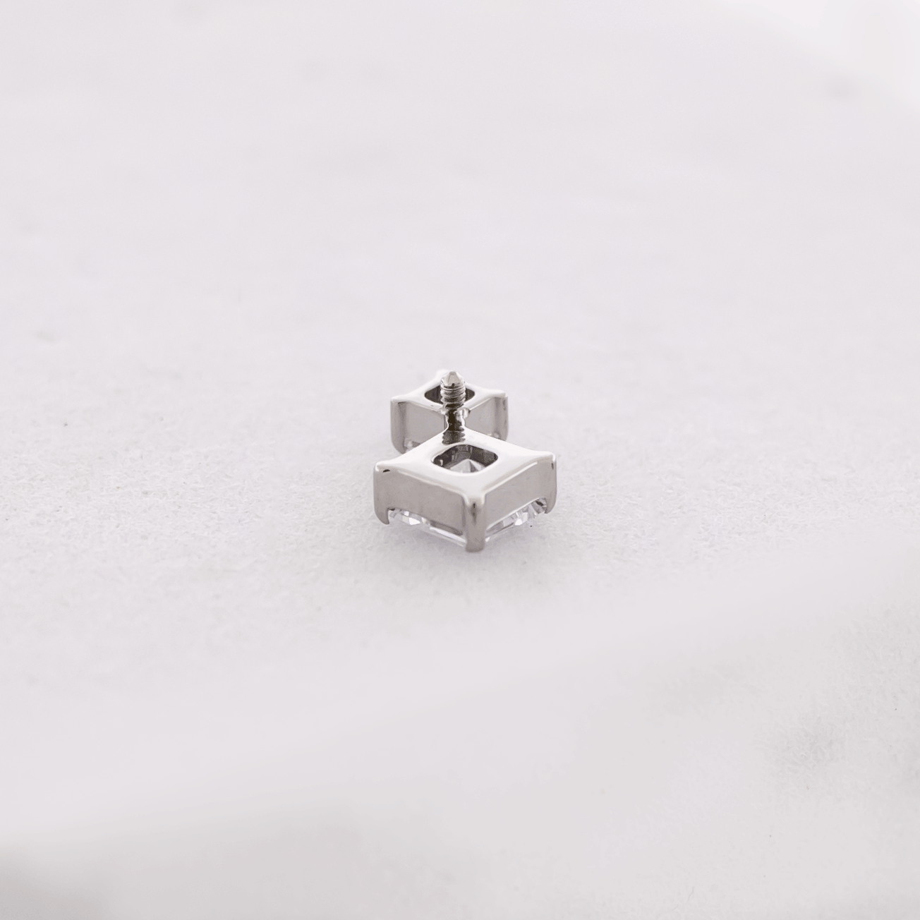 16G/18G Steel Internally Threaded End- Double Square