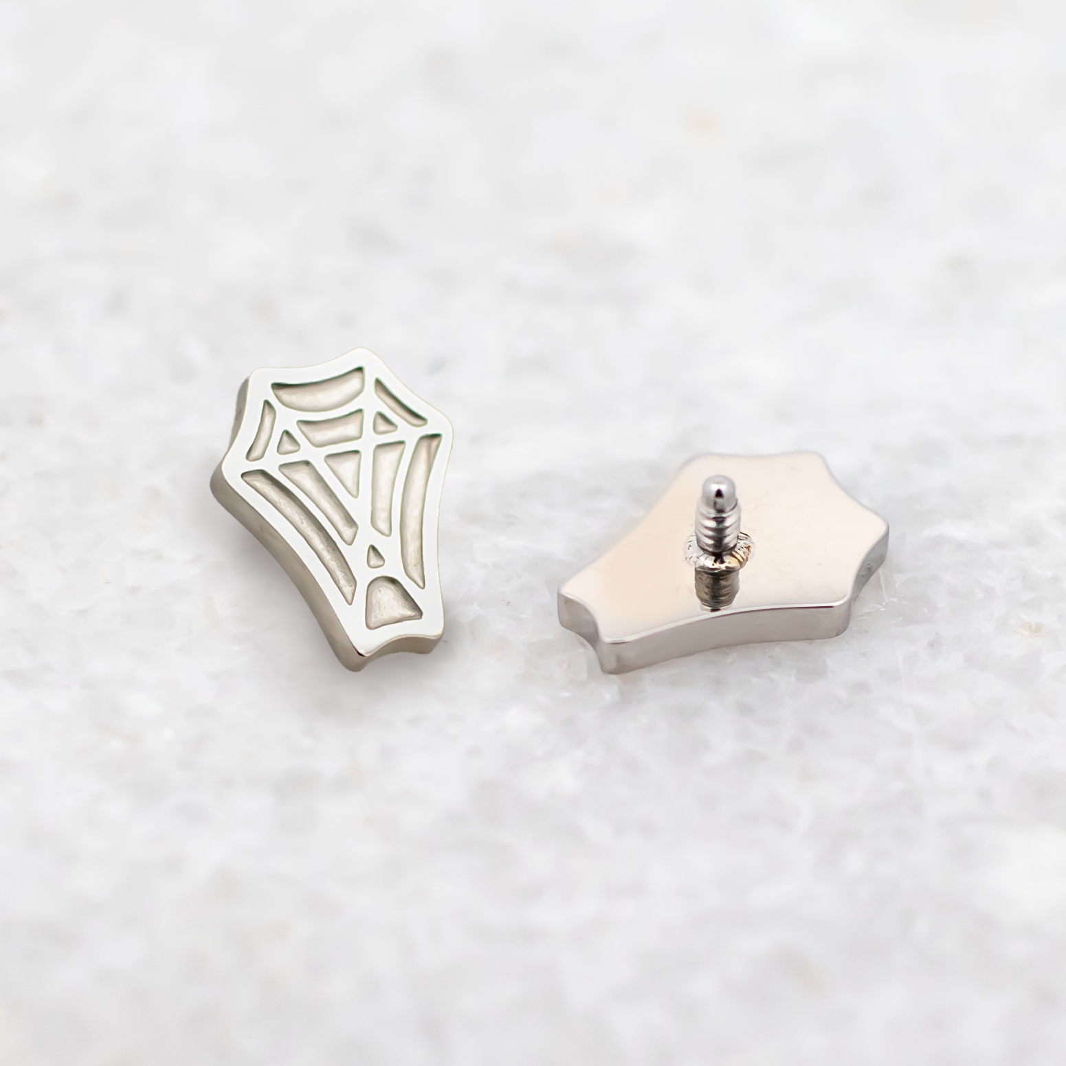 16G/18G Steel Internally Threaded Coffin Spider Web End