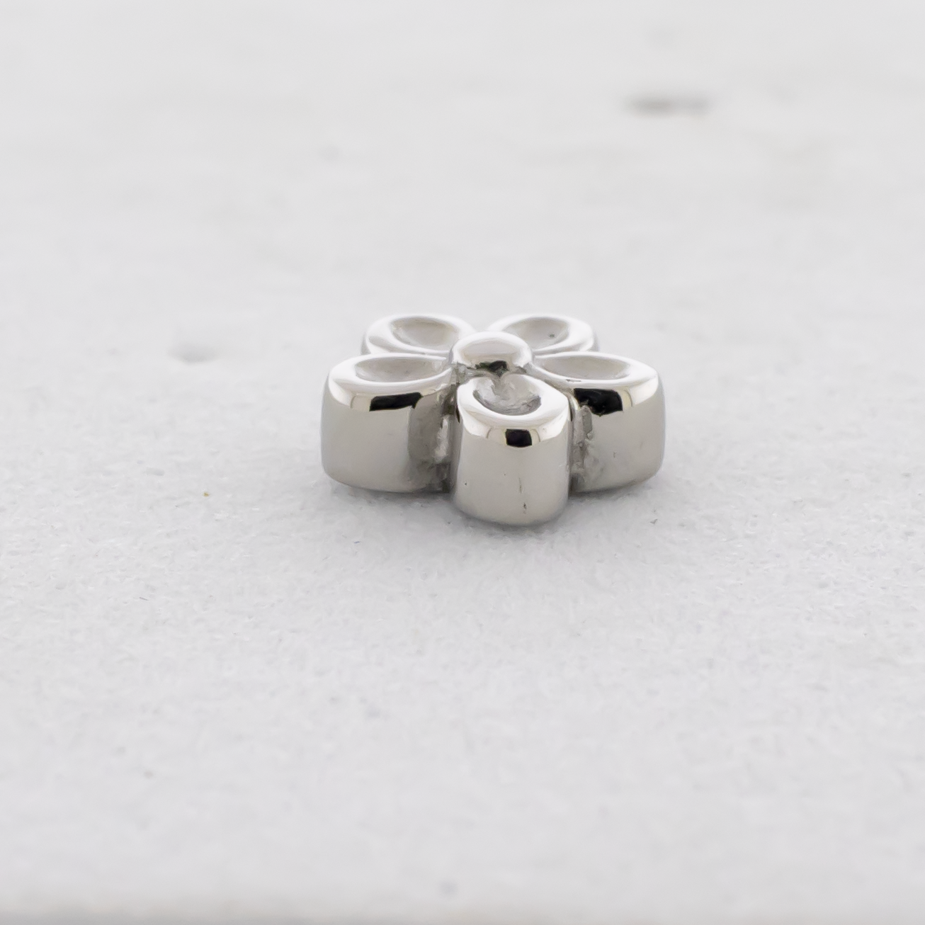 Steel Externally Threaded End - Flower 16G