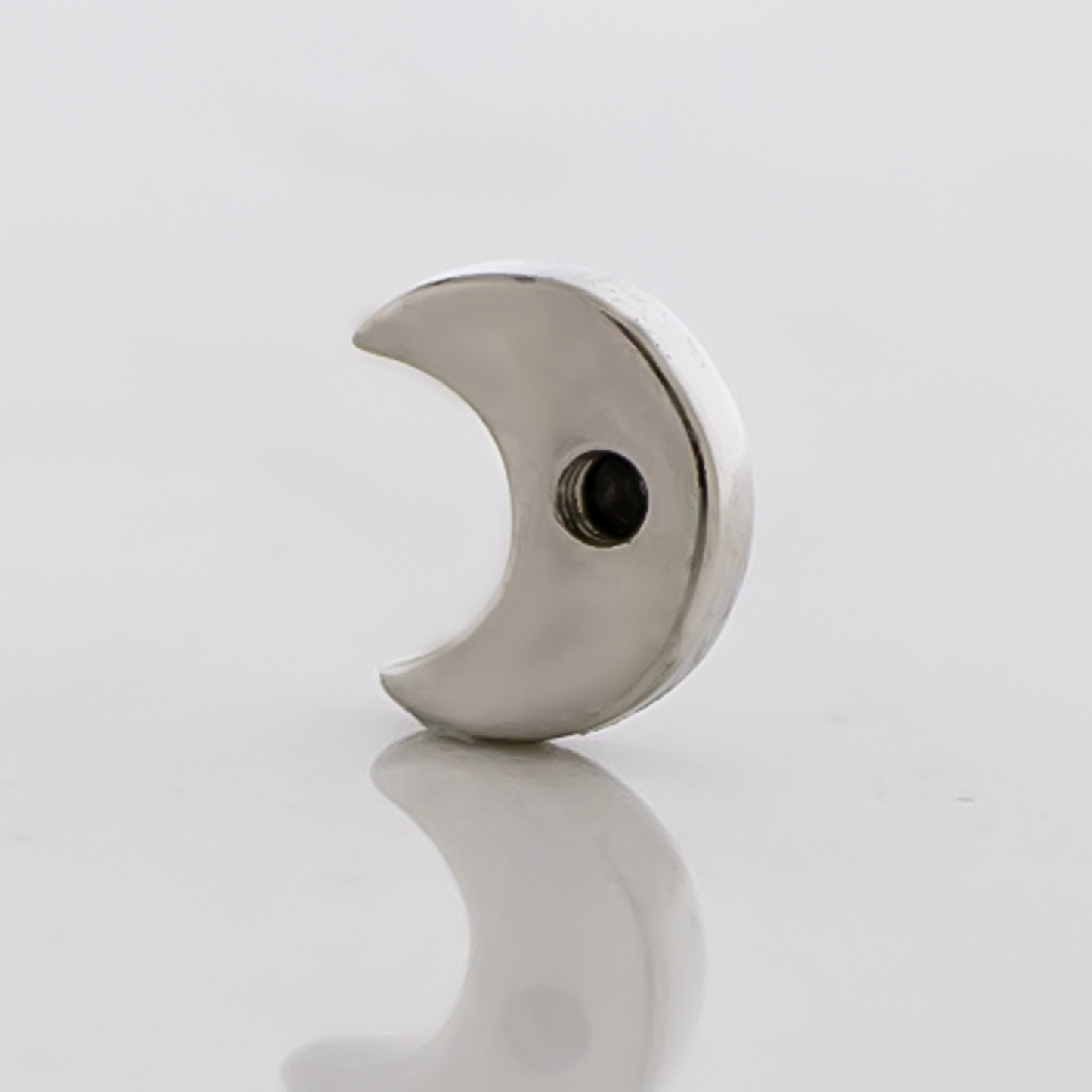 Steel Externally Threaded End - Filigree Crescent Moon 16G