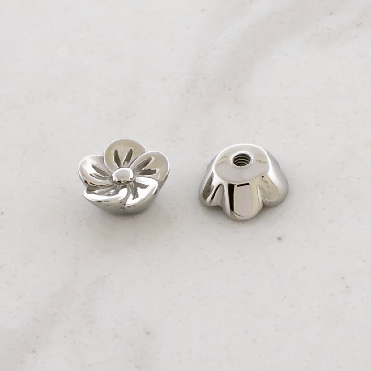 Steel Externally Threaded End - Blossom Flower 16G