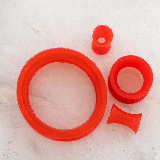 Silicone Double Flare Tunnels - Red - 6g - 2"