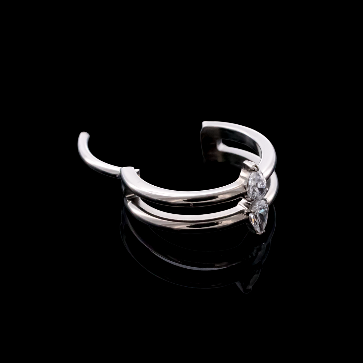 Blair - Hinged Ring