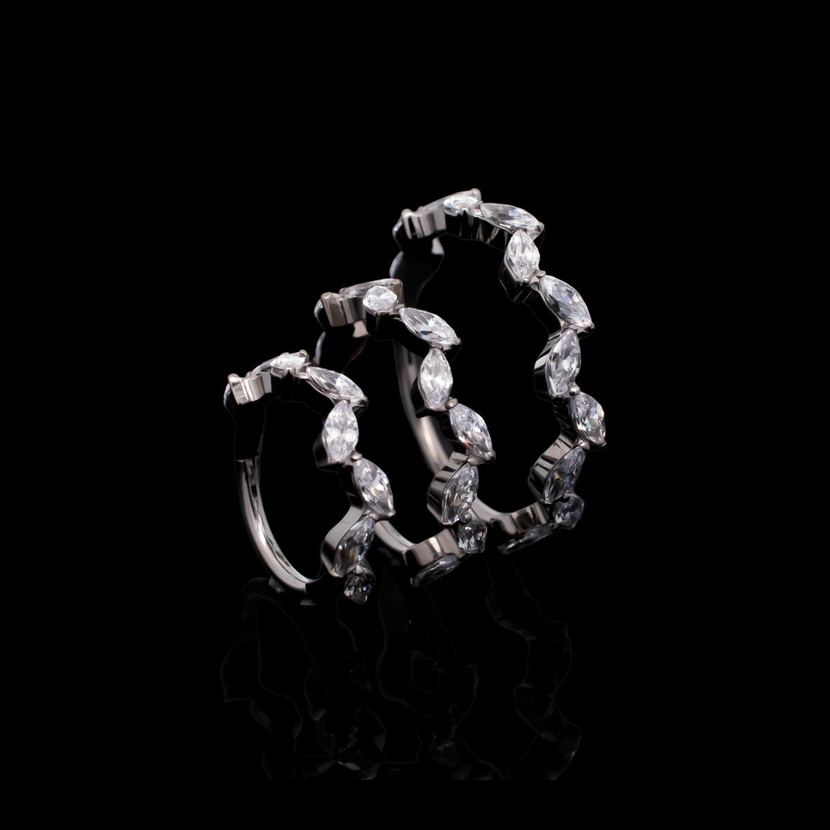 Adeline - Hinged Ring