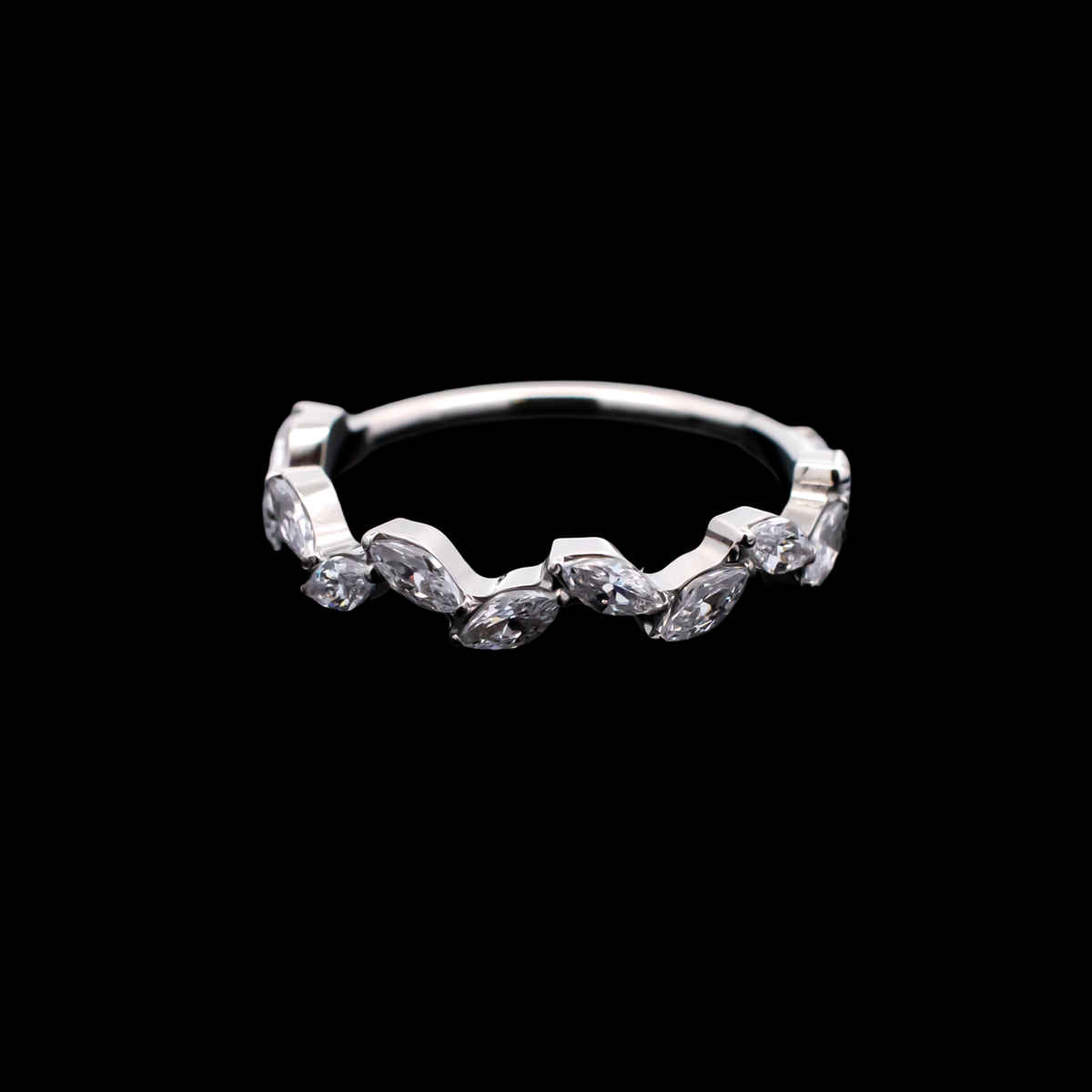 Adeline - Hinged Ring