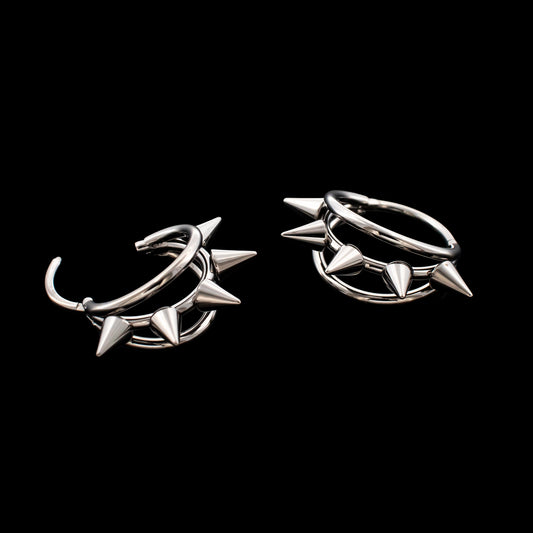 Theo - Hinged Ring