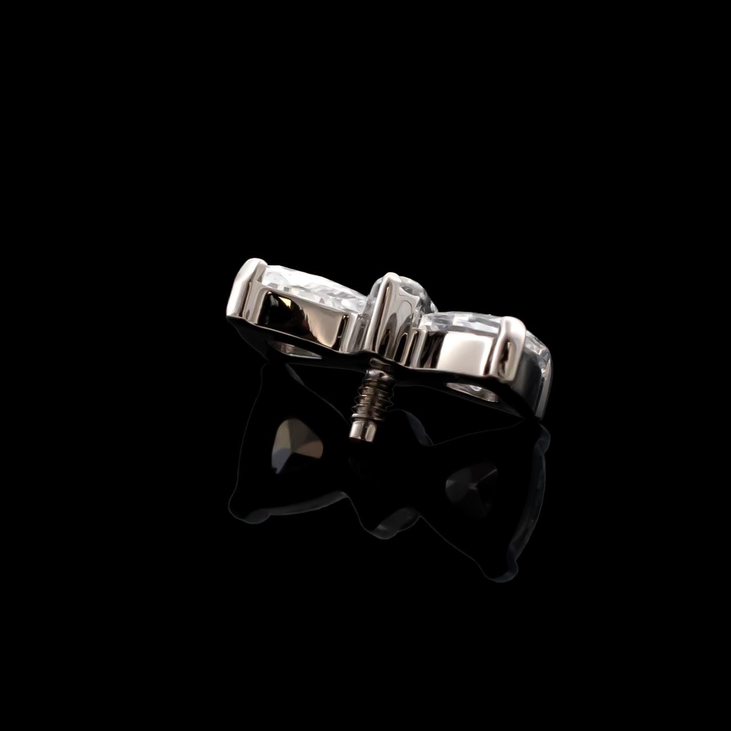 Estelle - 16G Internally Threaded