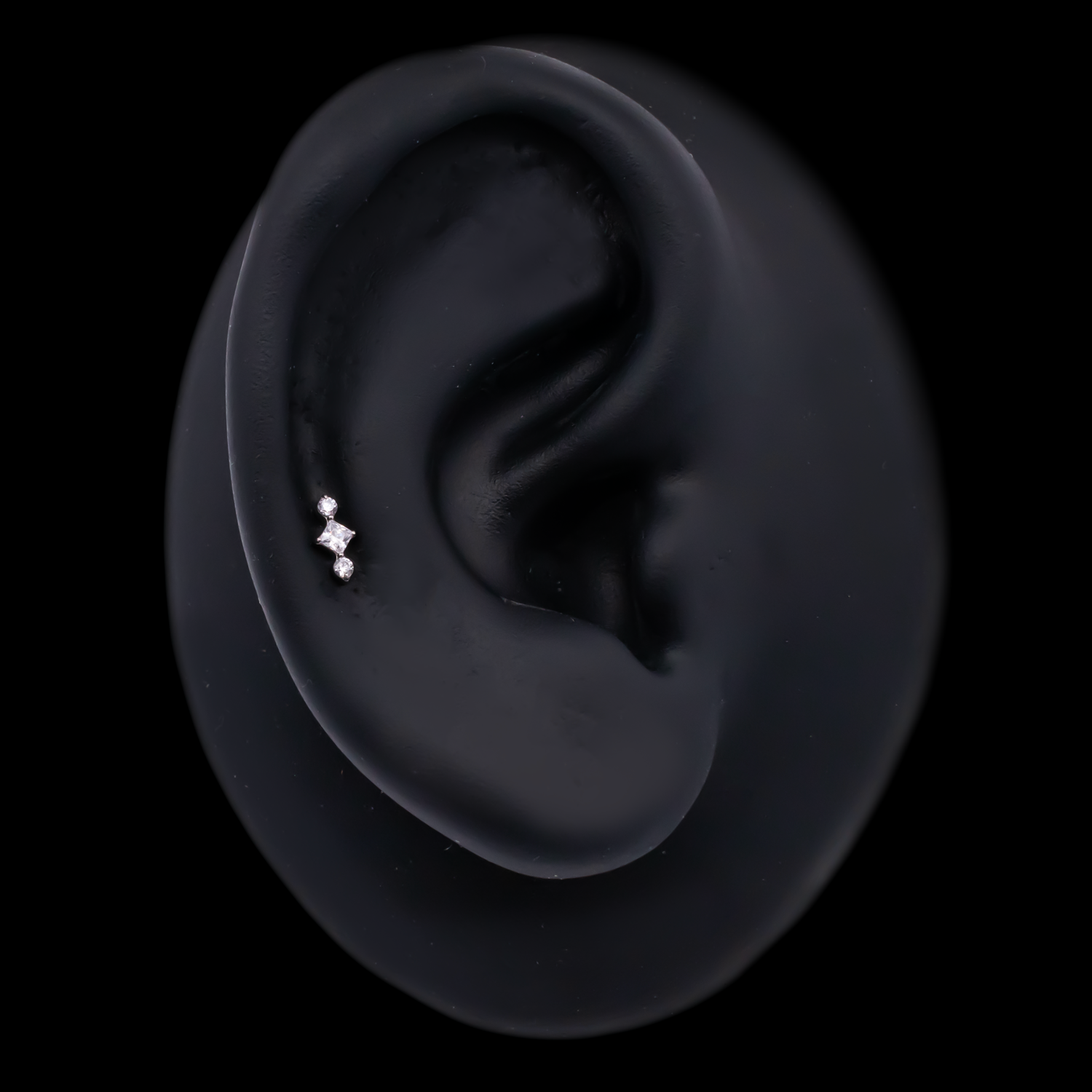 Margaux - 16G Internally Threaded End