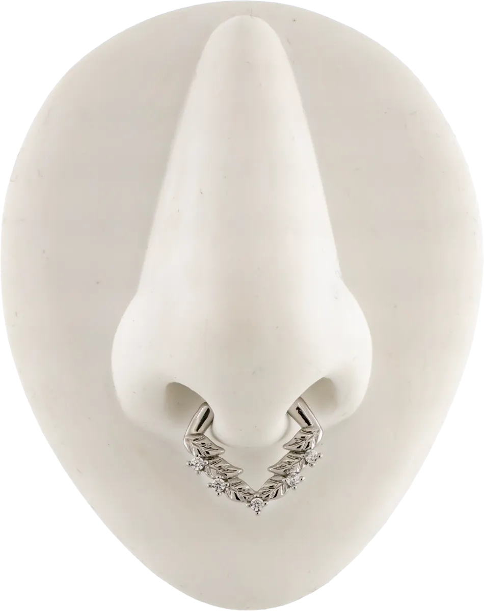 16G V Shaped Leaves Septum Clicker - Pierced Addiction