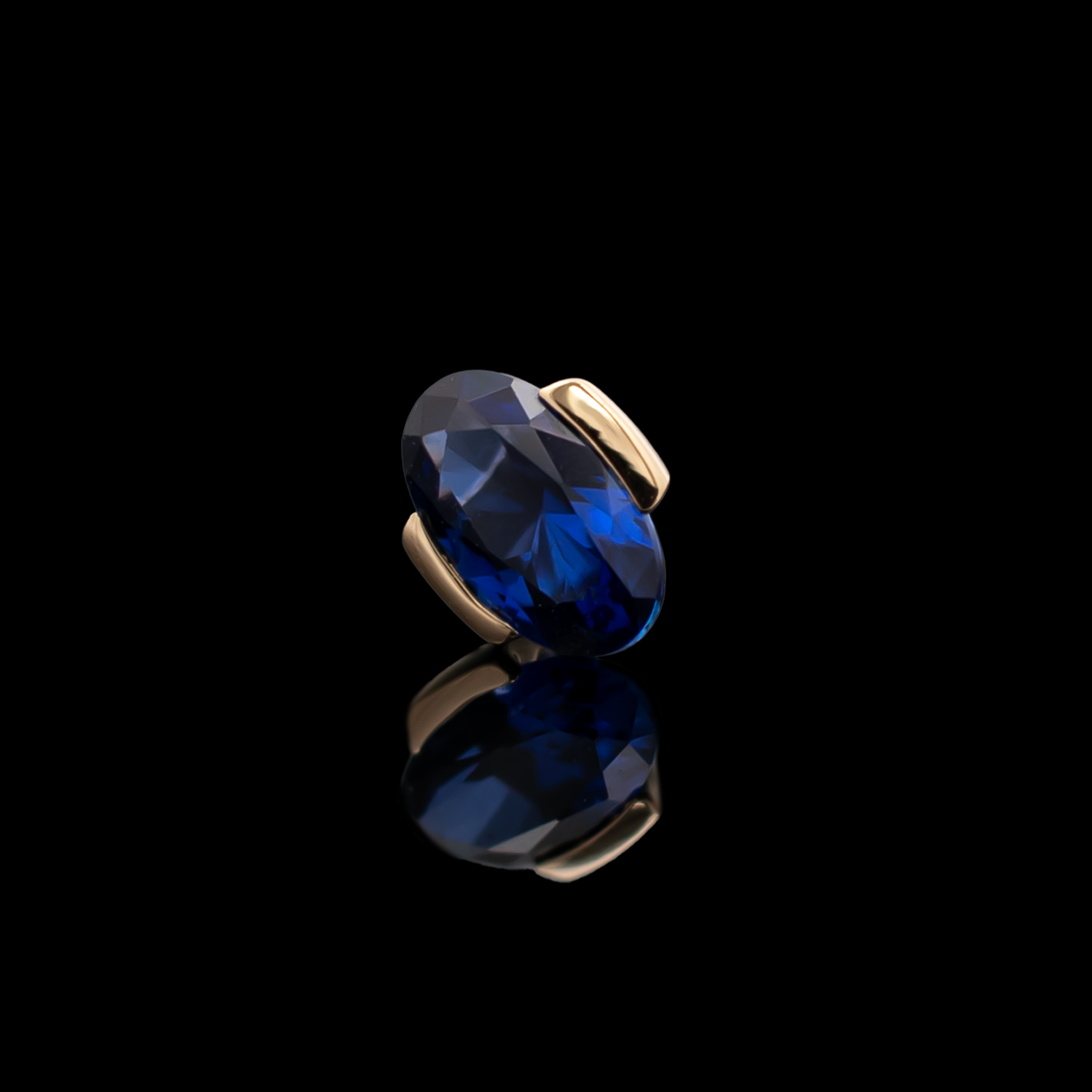 Nura - 18kt Gold Threadless End